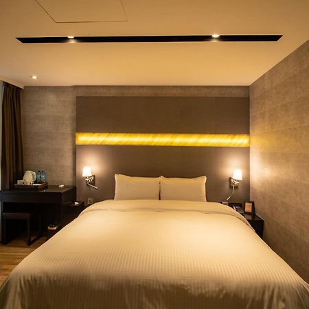 Fengjia Hotel Bell Tajcshung Kültér fotó