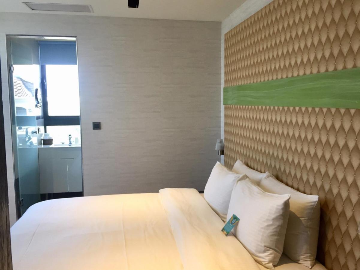Fengjia Hotel Bell Tajcshung Kültér fotó