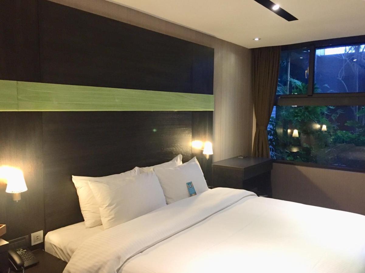 Fengjia Hotel Bell Tajcshung Kültér fotó